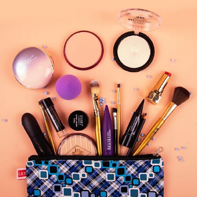 List of makeup products for beginners step by step to buy to build first makeup kit