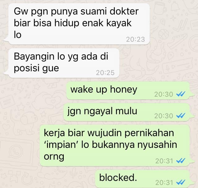 Percakapan Pinjam Uang