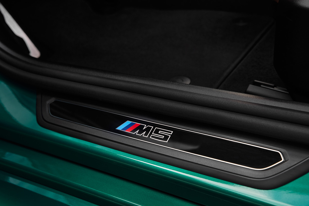 P90557499_highRes_the-all-new-bmw-m5-0