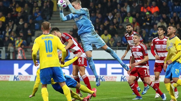 Fortuna Dusseldorf vs Eintracht Braunschweig, 23h30 ngày 17/10
