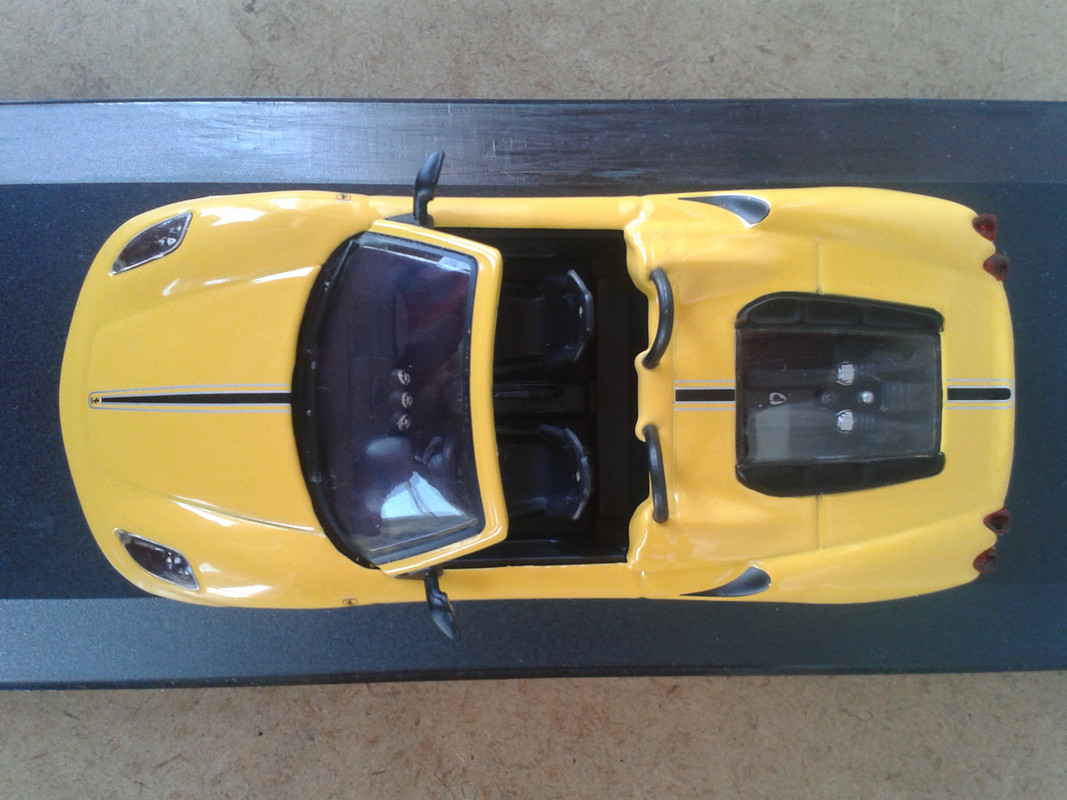 2008 Ferrari F430 Scuderia Spider 16M (Ixo-nº 4 Ferrari GT Collection) (22)