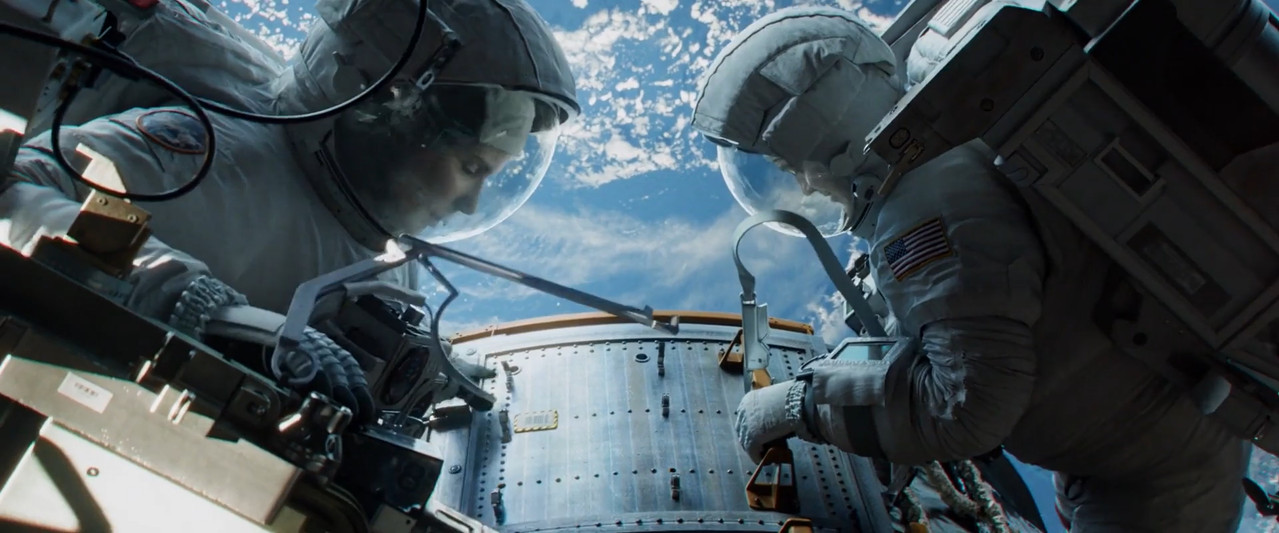 Gravity 2013 BluRay [Hindi + Tamil + English] 1080p 480p 720p Screenshot