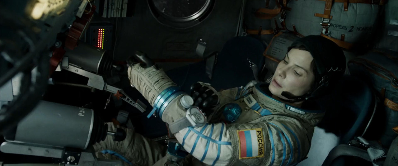 Gravity 2013 BluRay [Hindi + Tamil + English] 1080p 480p 720p Screenshot