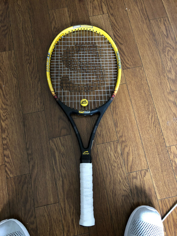 Raquette De Tennis Slazenger Pro – Tim Henman – Titane Tressé – Avec étui – Occasion