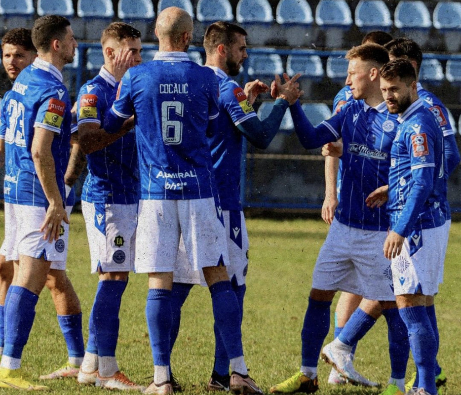 E4865716-9FCD-4B01-8F34-D762926E0A3F