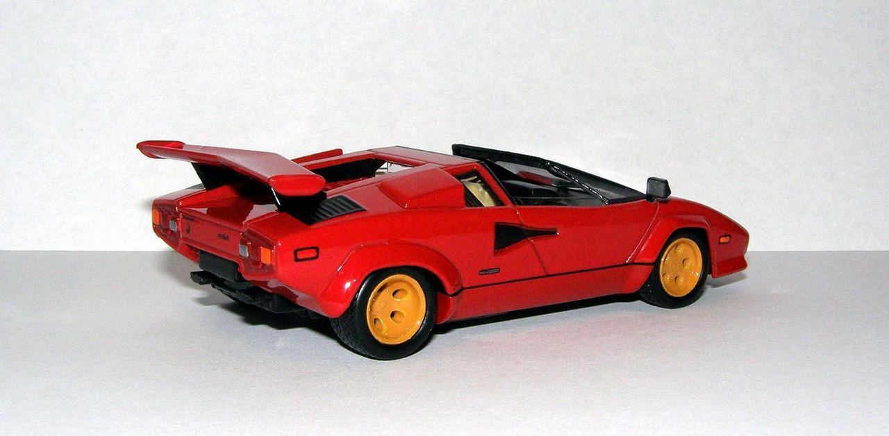 1977 Lamborghini Countach LP400 Al Mardikian Spider (IXO Models 