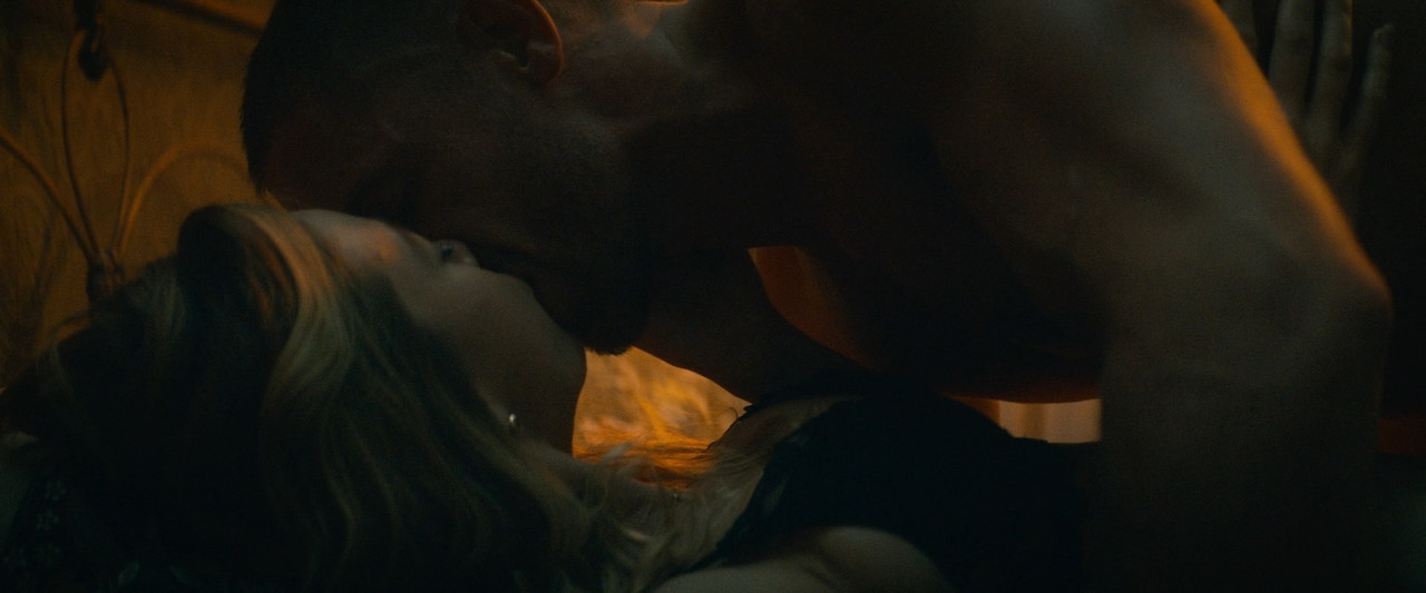 (Vietsub) Man With No Past 2025 1080p AMZN WEB-DL DDP5.1 H.264.mkv_snapshot_01.13.43.314