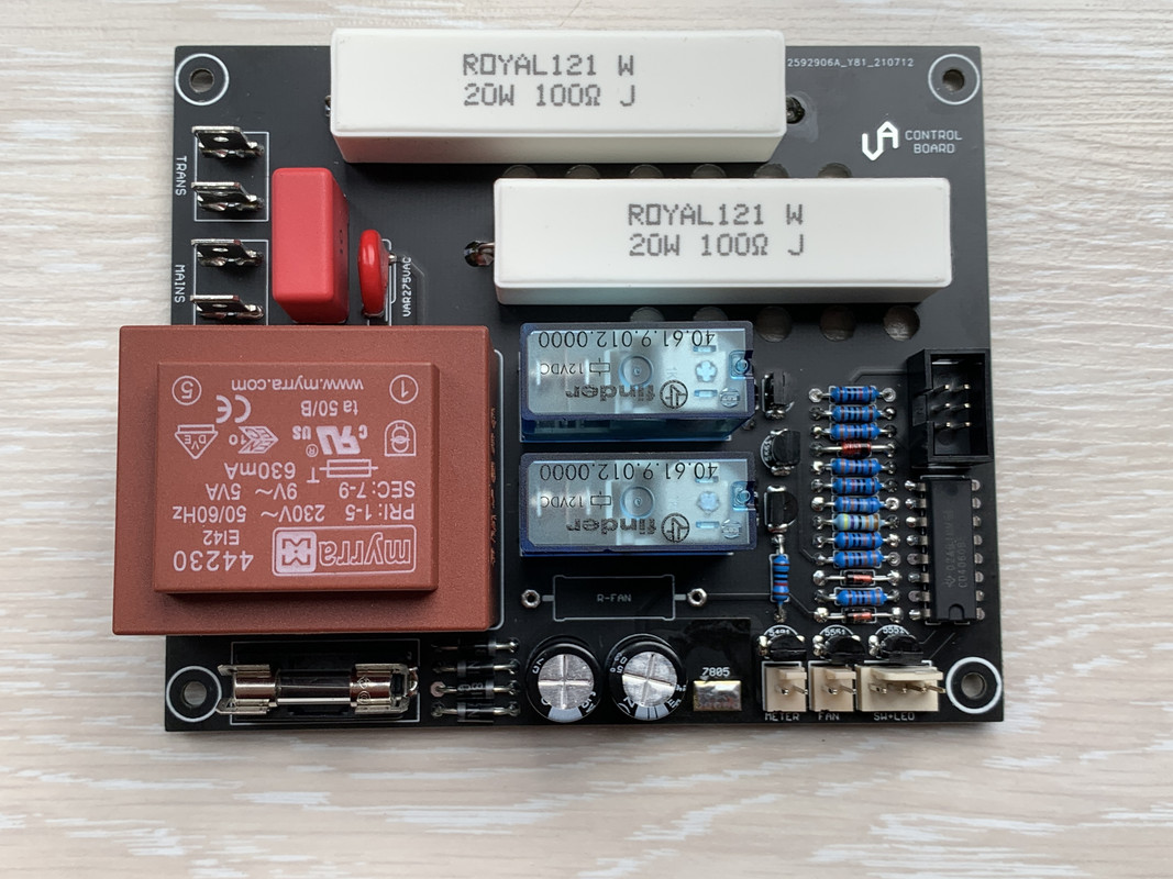 5DD24BF6-7C40-4EA4-A3D7-B471A34321EC