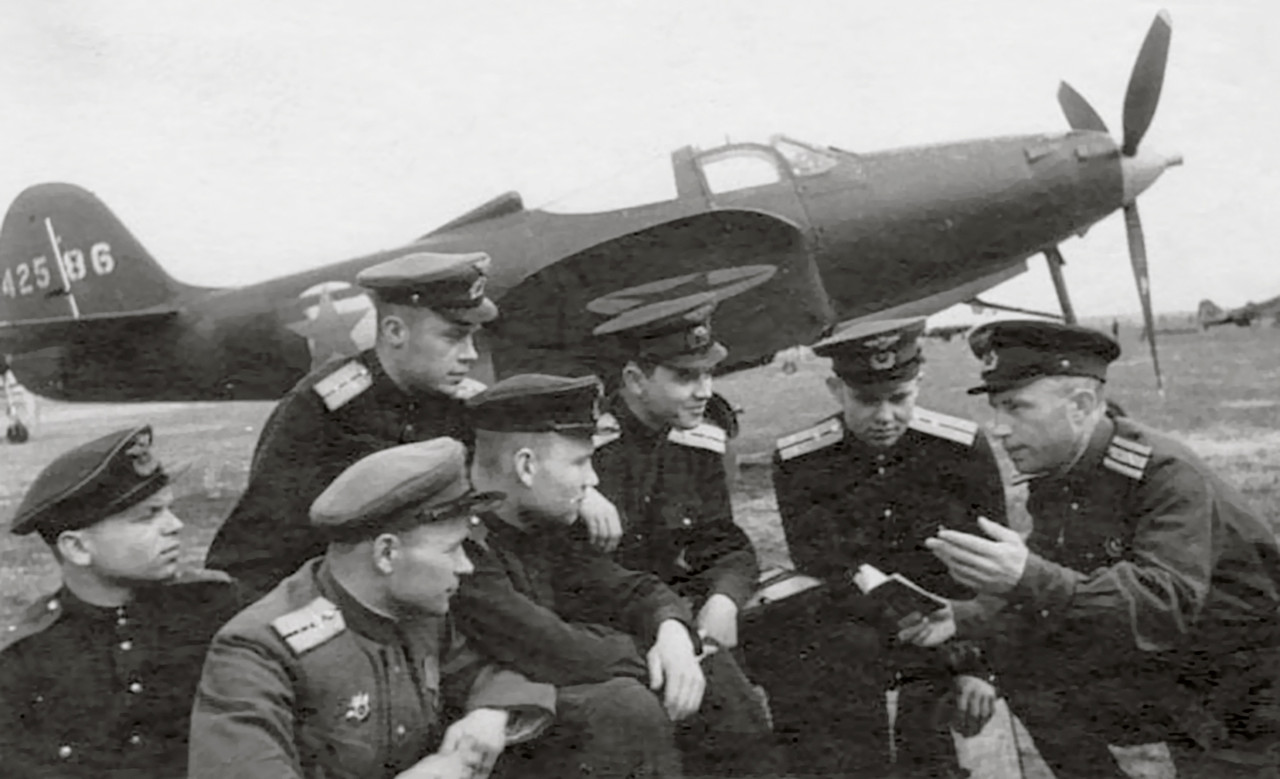 44-2586-Bell-P-39Q-Airacobra-651IAP-36IAD-PVO-Western-Air-Defense-Front-May-1945-01