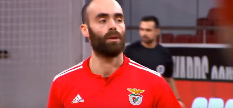 ANDEBOL: BENFICA VENCE NO REDUTO DO ÁGUAS SANTAS