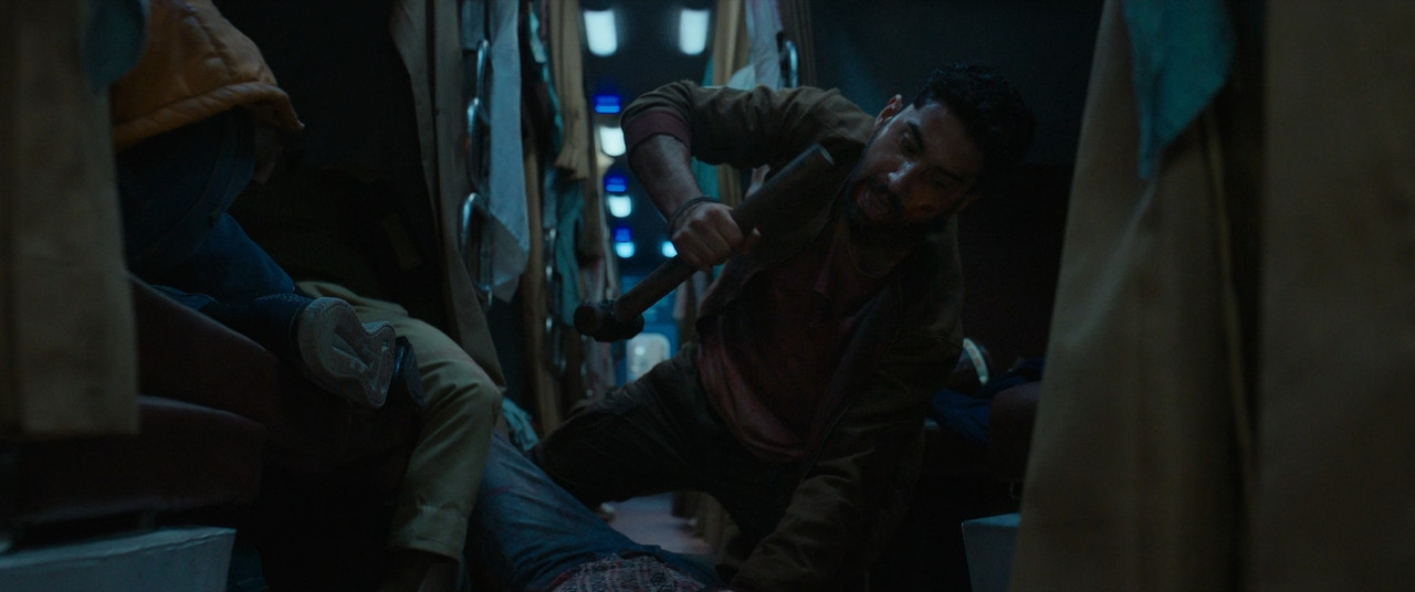 Kill (2023) (1080p BluRay x265 SAMPA).mkv_snapshot_01.35.49.952