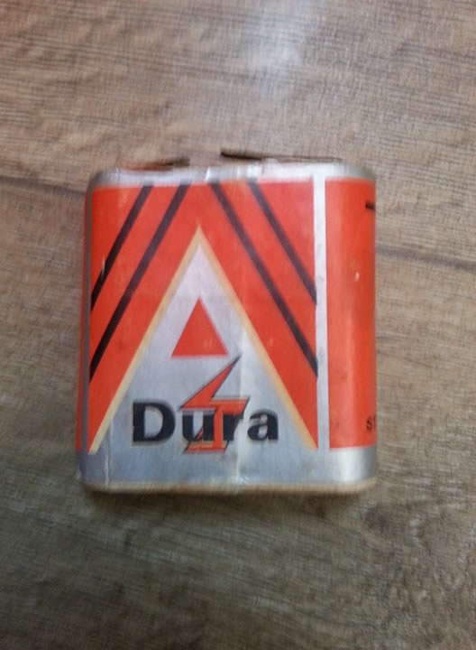 Baterie Dura anii '90 67481816_2457575071129427_3368292367760097