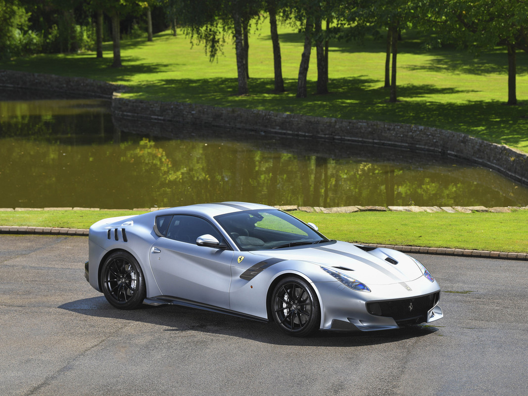 Ferrari-F12-TDF-060.jpg