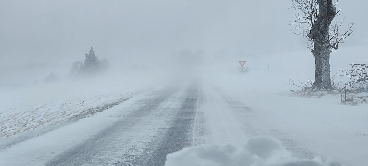 66972a328bef58e5c5a5803ab0ae08e2_4[1]