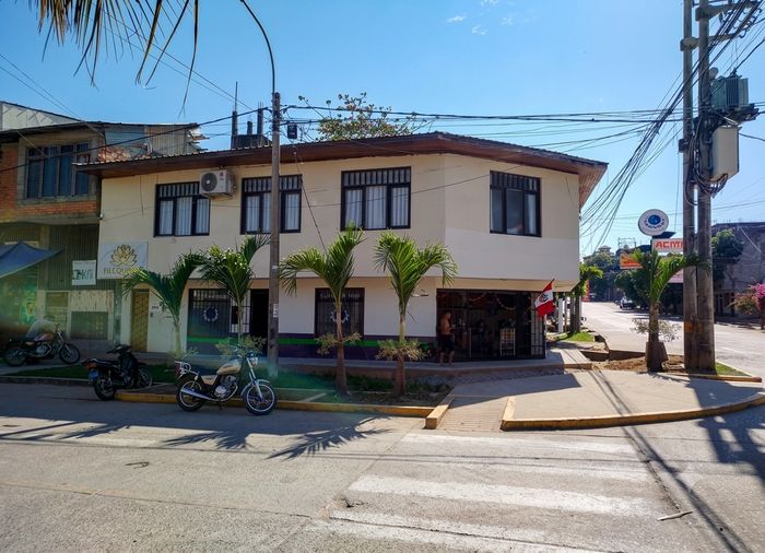 Local Selva Golden Group vista exterior