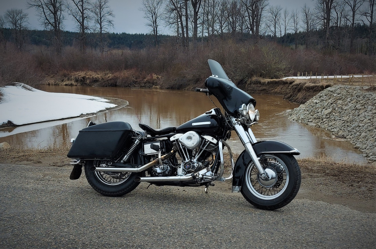 Shovel MudRiver