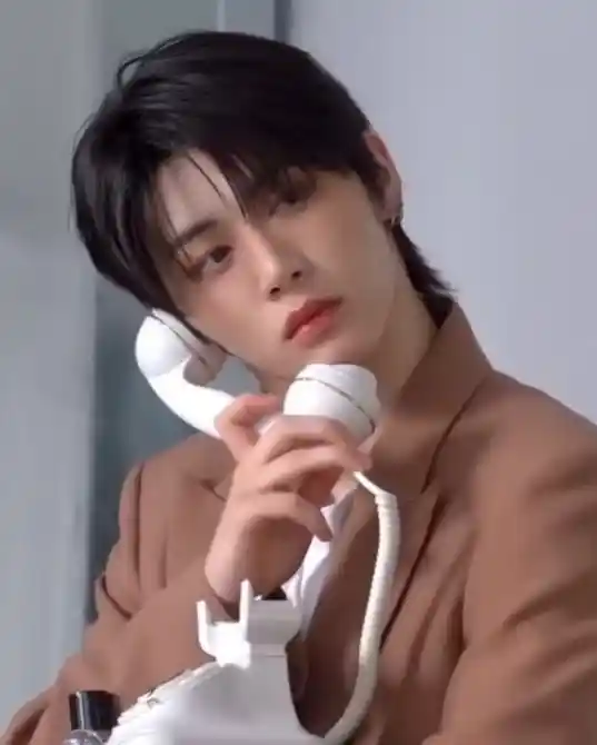 20250929_165746_copy_537x670