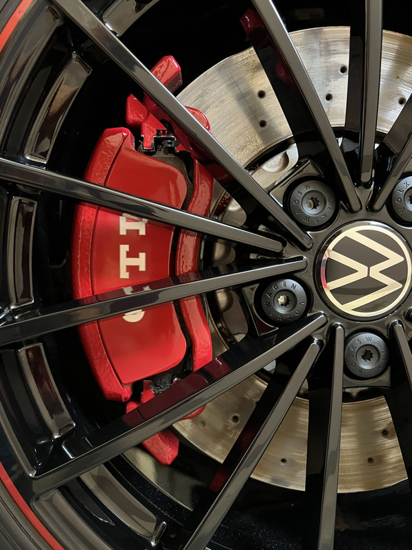 3EFAF049-E7CE-4D99-A326-A899F357CADD