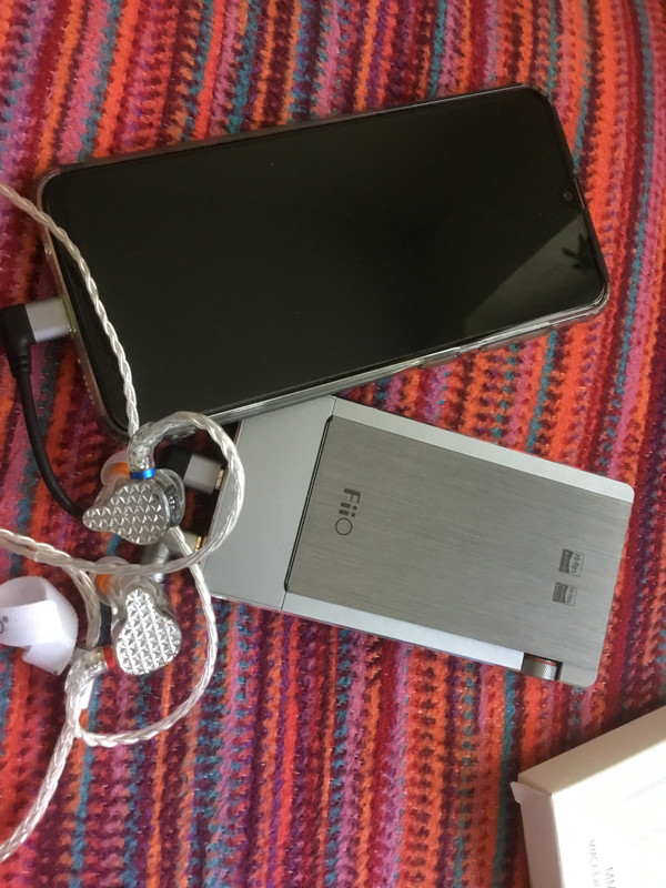 B4360E03-D33B-4F35-8781-00E29A3C1DED