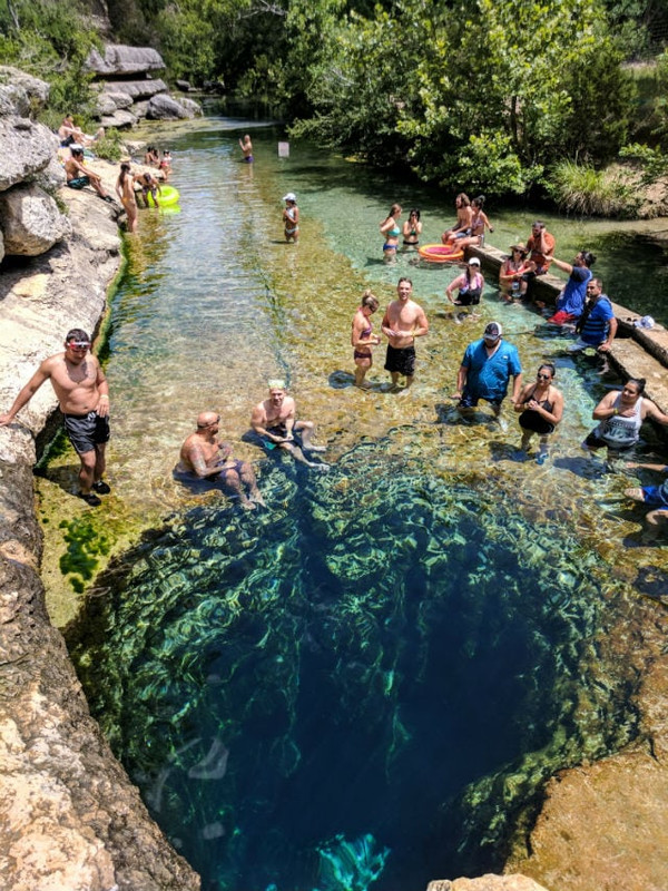 jacobs-well-1