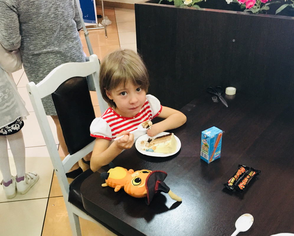 5C8383BE-C6E6-4D0B-BE42-1433A5792CDC