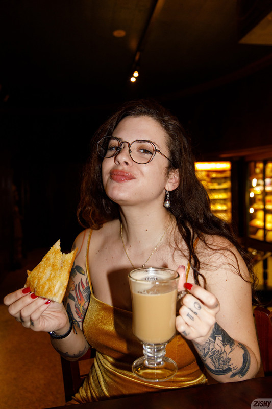 full_011_11495112307492