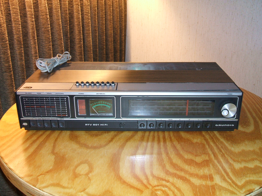 [Bild: Grundig-RTV-901.jpg]