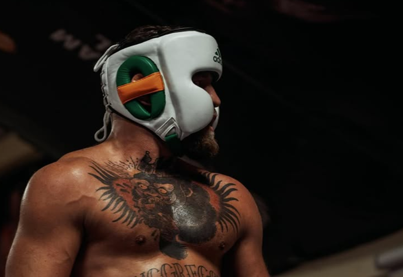 Конър Макгрегър показа огън в сблъсъци със спаринг партньори