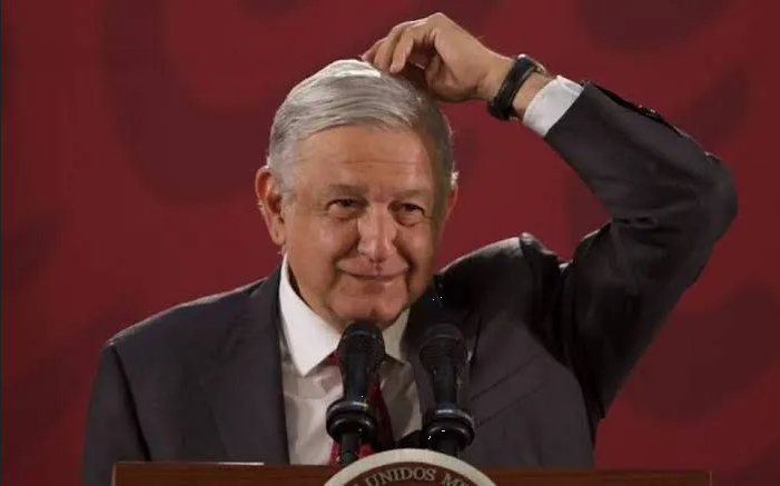'Son adorables'; AMLO felicita a padres del país
