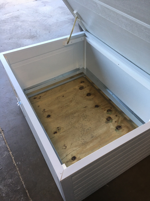 A355B2A5-4F3E-47AF-BBA1-9F03CE66C445