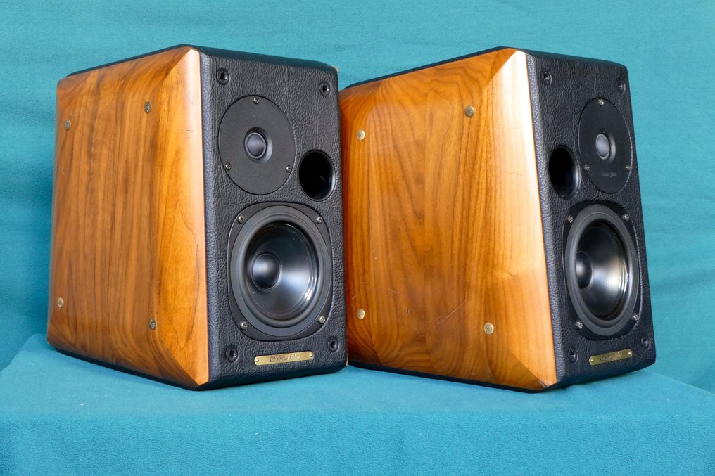 [Image: Sonus-Faber-Concertino.jpg]