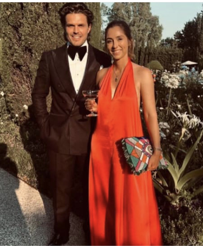 C4CD66A5-1A54-4A8B-93F8-F9D9CF820125