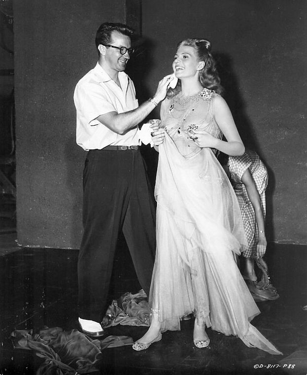 rita_hayworth_g17