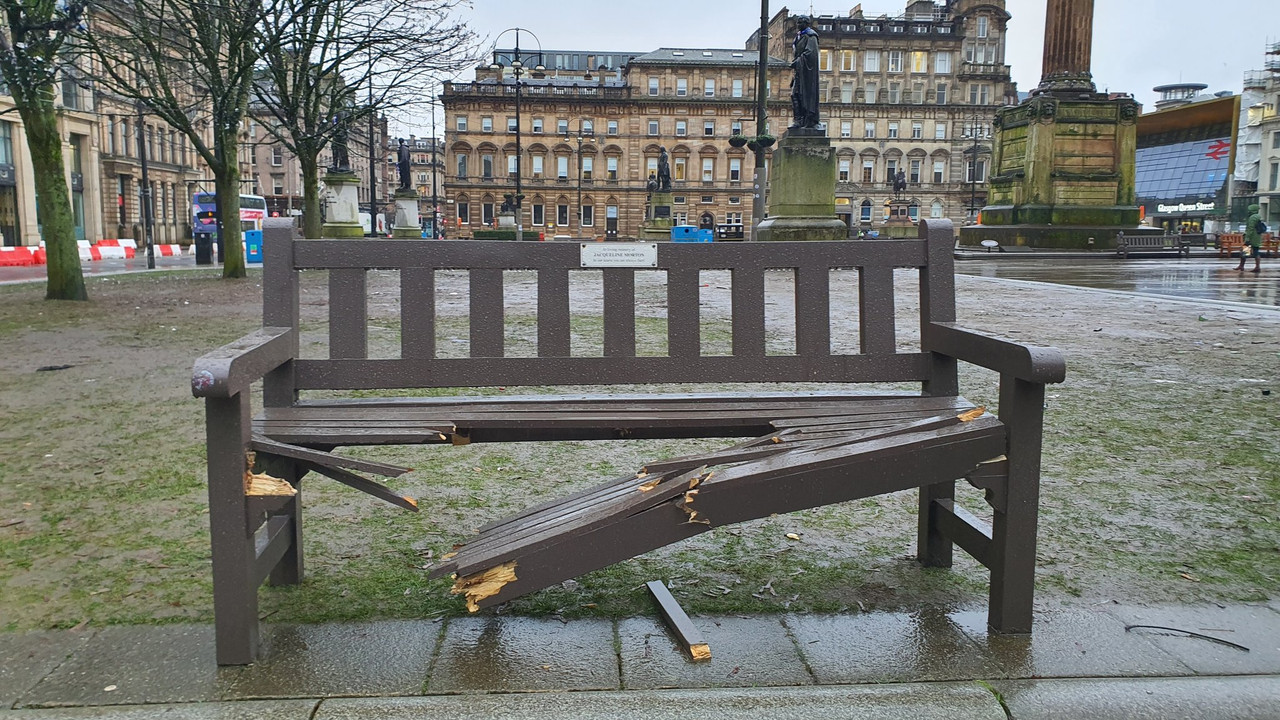 00B42C9A-9507-4095-907A-BF6D7F07D82D