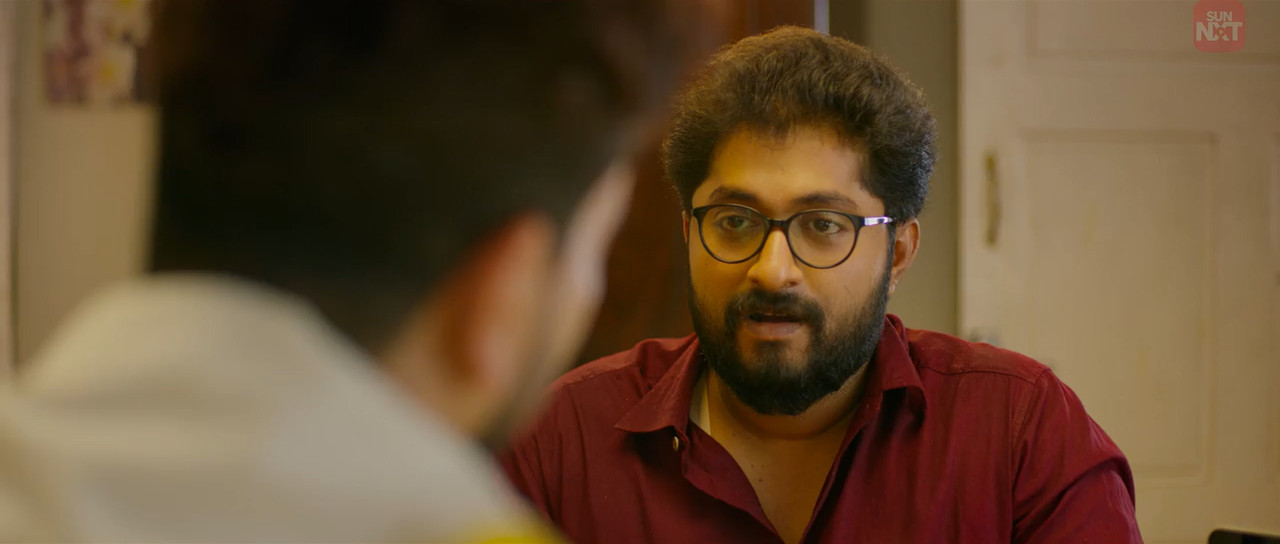 Khali Purse of Billionaires 2023 WebRip [Tamil + Malayalam] 480p 720p ESub Screenshot