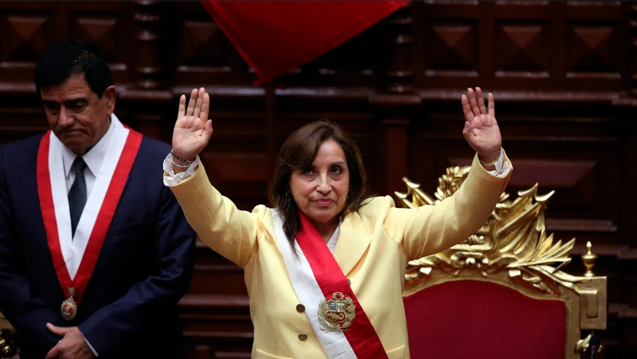 Presidenta de Perú anuncia que llamará “personalmente” a AMLO por desconocer su gobierno