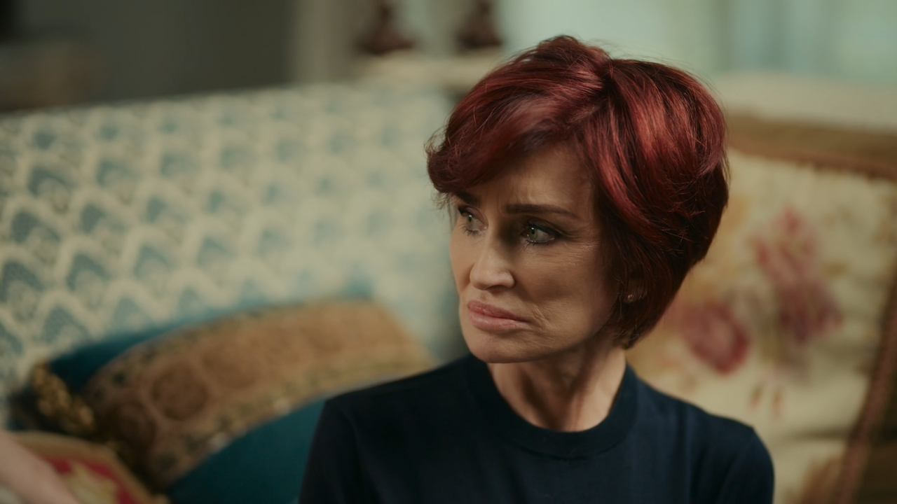 mpv-shot_Sharon.and.Ozzy.Osbourne.Coming.Home.2025.1080p.AMZN.WEB-DL.AVC-Нечипорук_00_04_11_0003