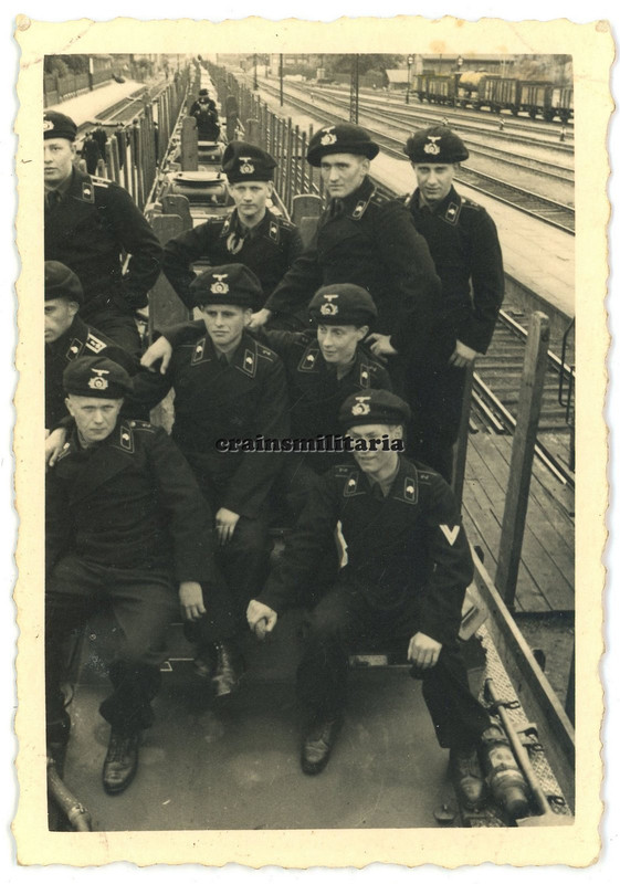 Orig. Foto Pz.Rgt.2 Panzer I Tank auf Zug am Bahnhof EISENACH Thüringen