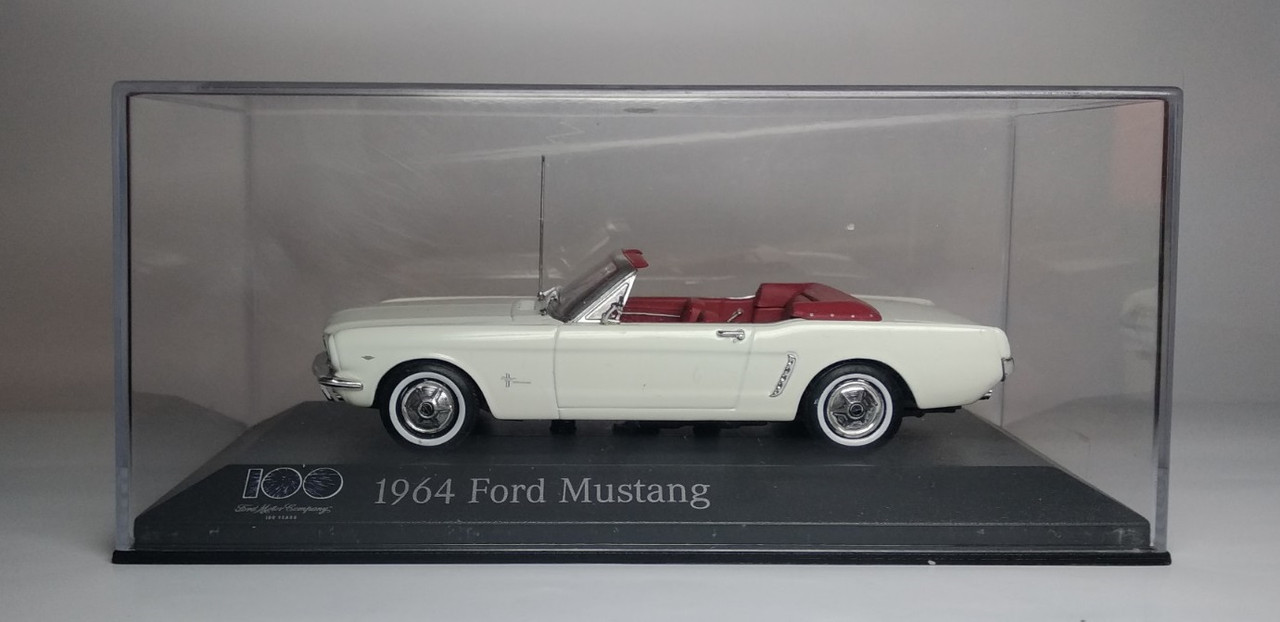 Ford Mustang Convertible 1964 (12)