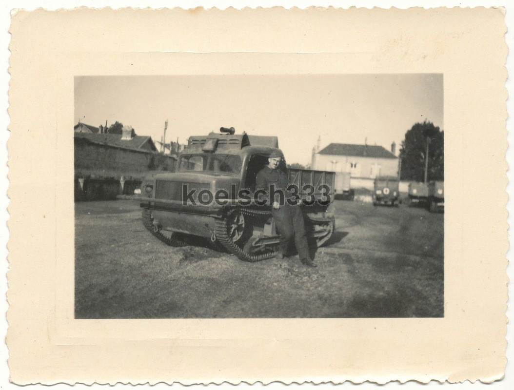 Foto französischer Renault TRC 36 R Kettenschlep