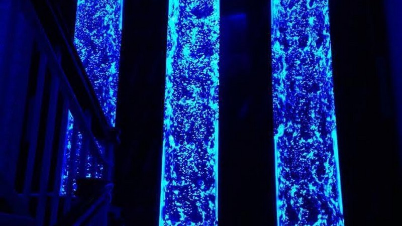 Бульбашкова панель з дзеркалом Бульбашкова панель з дзеркалом