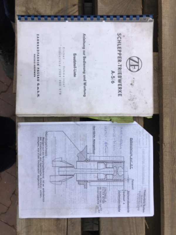 E9490B97-A0C5-4B46-8732-24BF47B5595C