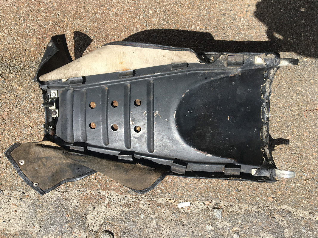 E9C2A9C7-23CA-4C96-85EA-F7F7209CF55E