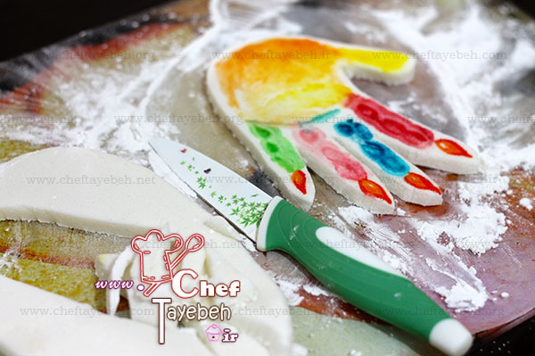 handprint-cake-7