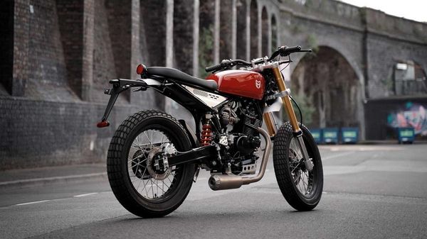 Новый городской мотоцикл Yamaha с двигателем объемом 800 кубических сантиметров Новый городской мотоцикл Yamaha с двигателем объемом 800 кубических сантиметров