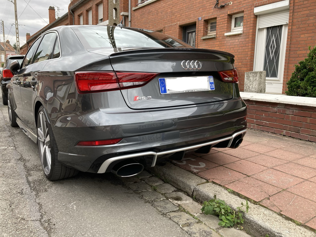 17A163D4-DBEC-4205-BC1A-C516EB299F80