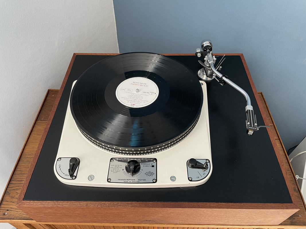 E8FBE776-BF5F-4E05-A083-9CAD4E63E4F9