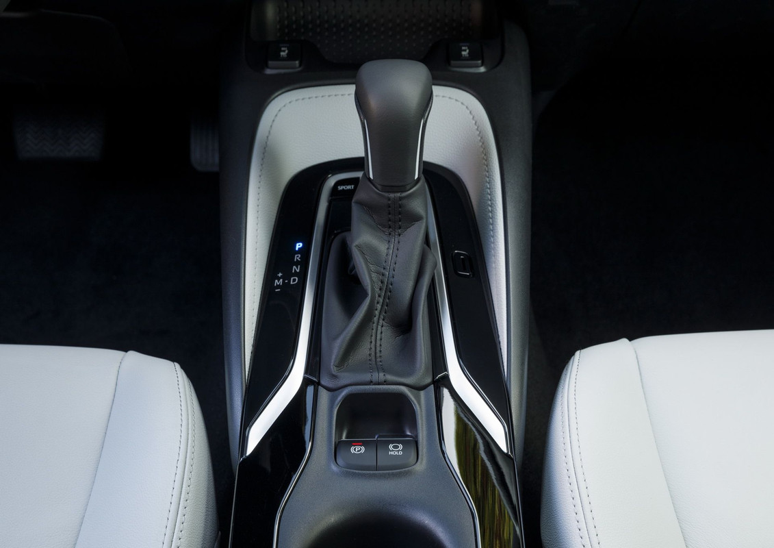 2019 Toyota Corolla Hatchback (18)