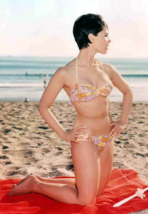 yvonne_craig_035