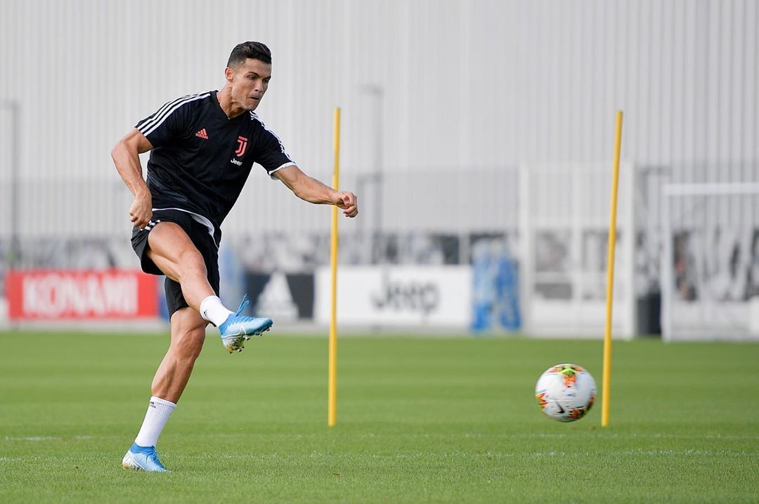 Cristiano Ronaldo saat berlatih bersama Juventus